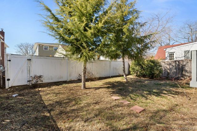 259 Waldo Street, Copiague, NY 11726