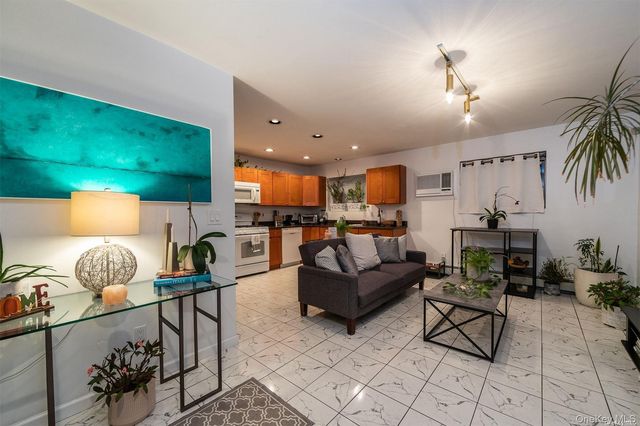 680 W Beech Street B, Long Beach, NY 11561