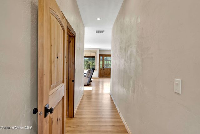 12194 E ROSEWOOD RD, St. Maries, ID 83861