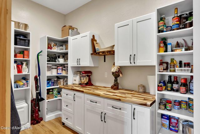 12194 E ROSEWOOD RD, St. Maries, ID 83861