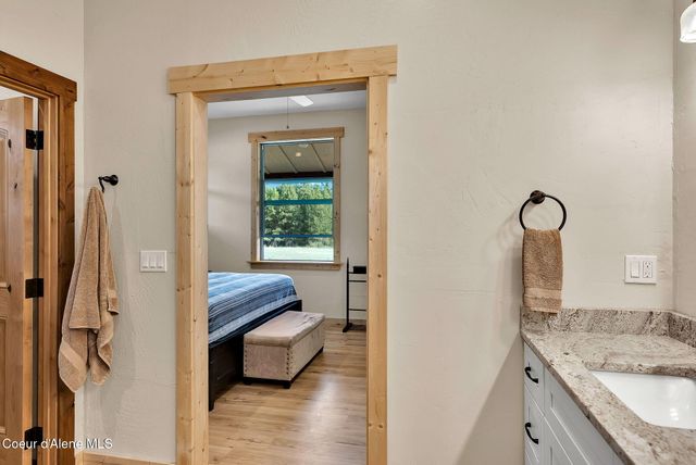 12194 E ROSEWOOD RD, St. Maries, ID 83861