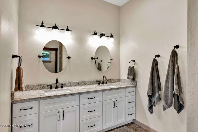 12194 E ROSEWOOD RD, St. Maries, ID 83861