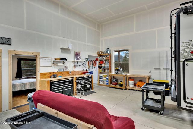 12194 E ROSEWOOD RD, St. Maries, ID 83861