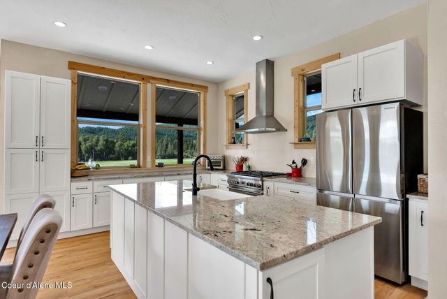 12194 E ROSEWOOD RD, St. Maries, ID 83861