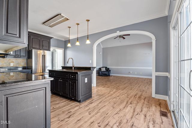 403 Western Wayne Drive, Pikeville, NC 27863