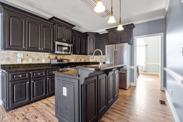 403 Western Wayne Drive, Pikeville, NC 27863