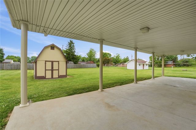 121 Chestnut Avenue, Carlisle, OH 45005
