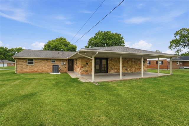 121 Chestnut Avenue, Carlisle, OH 45005
