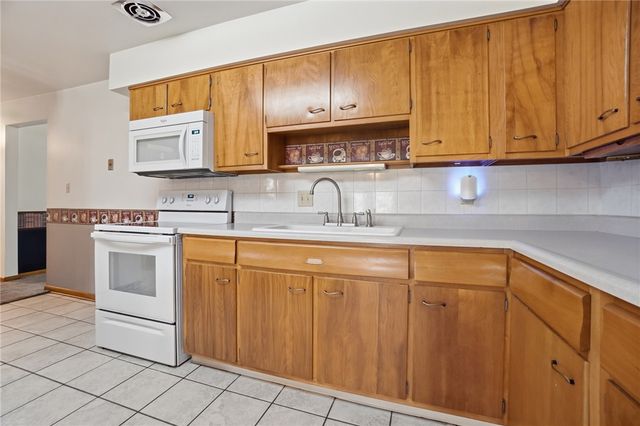 121 Chestnut Avenue, Carlisle, OH 45005