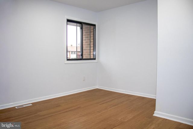 842 JAMESTOWN RD, East Windsor, NJ 08520