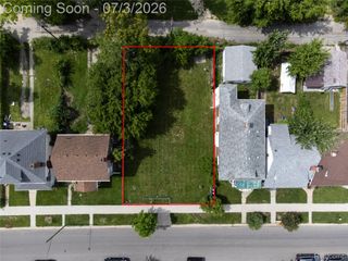 1704 W Euclid Street, Detroit, MI 48206