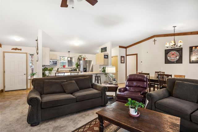 18870 Tuscarora Lane, Bend, OR 97702