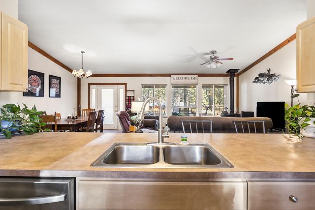 18870 Tuscarora Lane, Bend, OR 97702