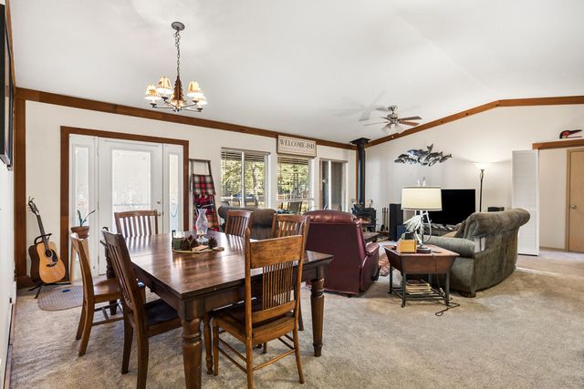 18870 Tuscarora Lane, Bend, OR 97702