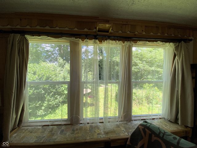 1591 S Graveyard Road, Paragon, IN 46166