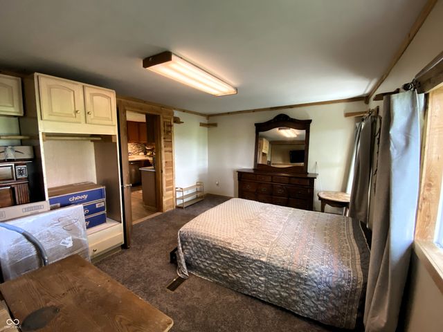 1591 S Graveyard Road, Paragon, IN 46166