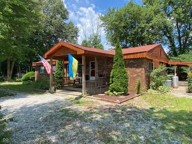 1591 S Graveyard Road, Paragon, IN 46166