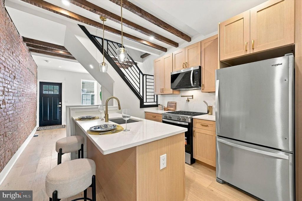 2204 RITTER ST, PHILADELPHIA, PA 19125 — exterior