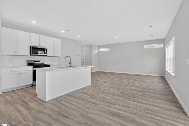 101 Leacock Drive, Fountain Inn, SC 29644