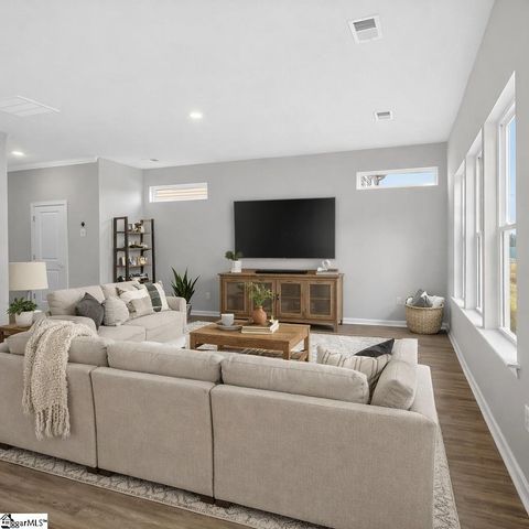 101 Leacock Drive, Fountain Inn, SC 29644