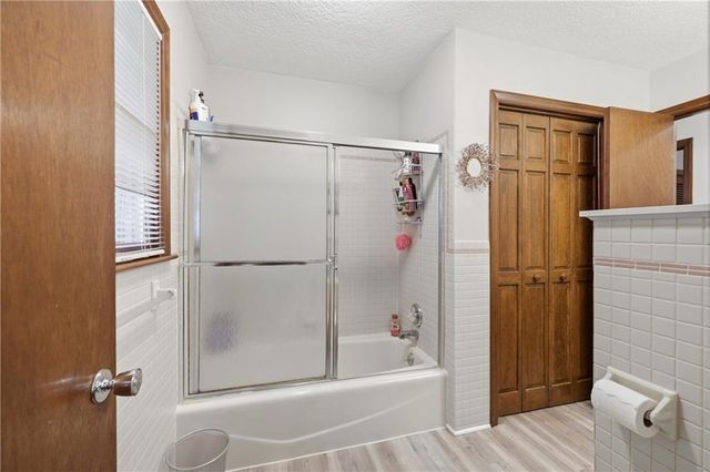 15505 E 36th Terrace S, Independence, MO 64055