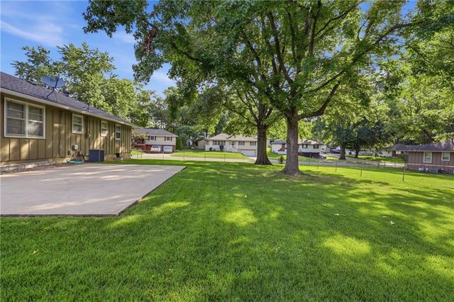 15505 E 36th Terrace S, Independence, MO 64055