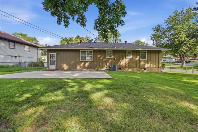 15505 E 36th Terrace S, Independence, MO 64055