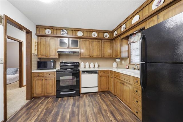 15505 E 36th Terrace S, Independence, MO 64055