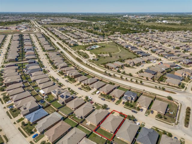 1084 Decker Drive, Fate, TX 75189