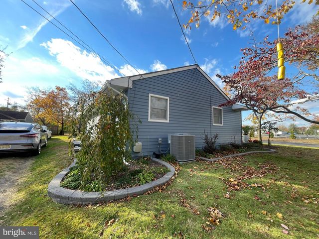 2006 A AVE, Atco, NJ 08004