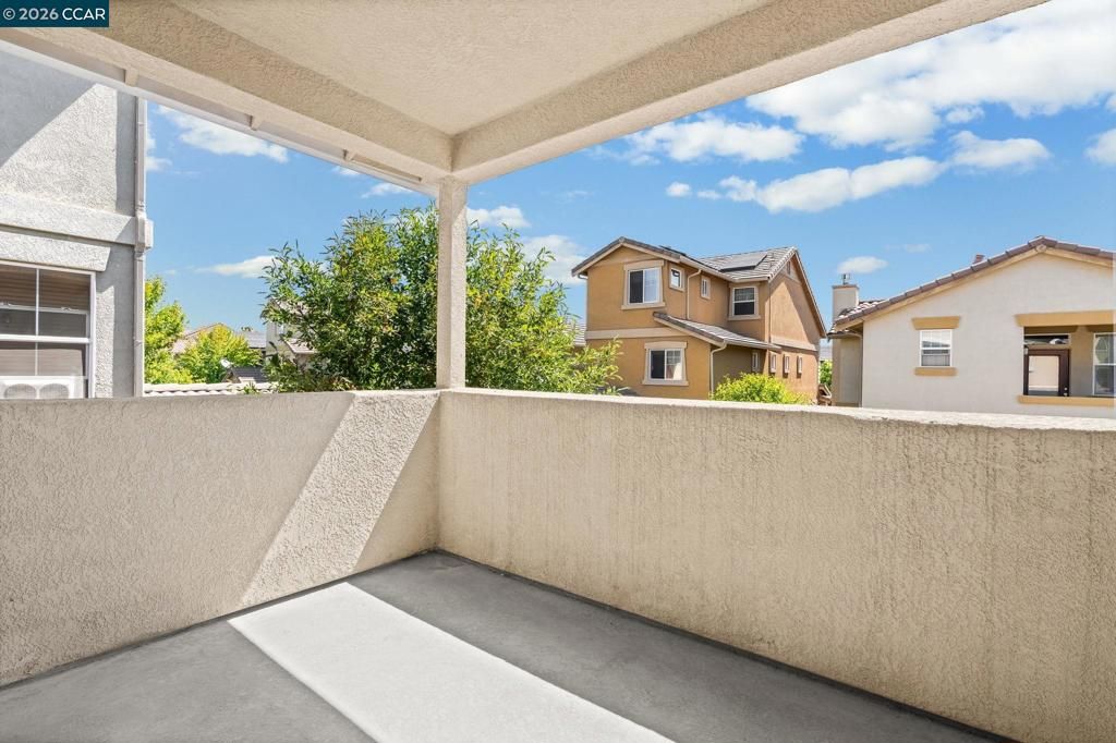 Image 19 of property listing at 915 Oxford Ln, Brentwood, CA 94513