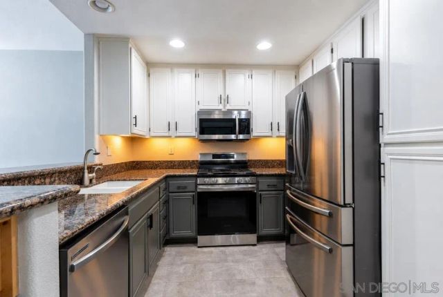 1469 Rancho Rose Way Unit 28, Oceanside, CA 92057