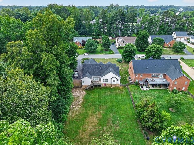 8132 Timberlake Ln, Mechanicsville, VA 23116