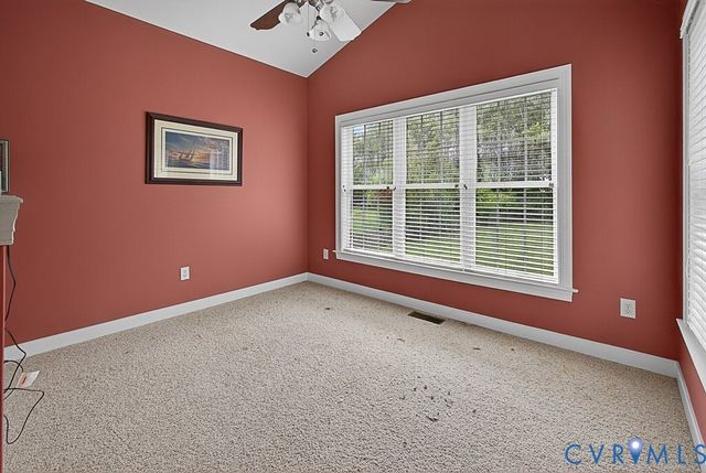 8132 Timberlake Ln, Mechanicsville, VA 23116