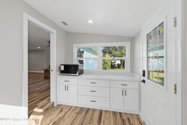 440 La Veta Drive, Melbourne, FL 32904