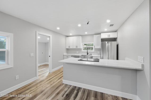 440 La Veta Drive, Melbourne, FL 32904