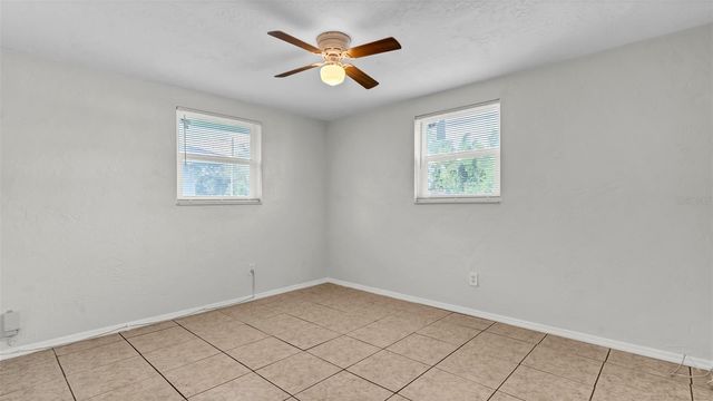 5526 59TH WAY N 1, St Petersburg, FL 33709