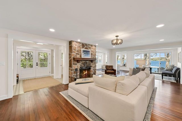2601 South Shore DRIVE, Delavan, WI 53115