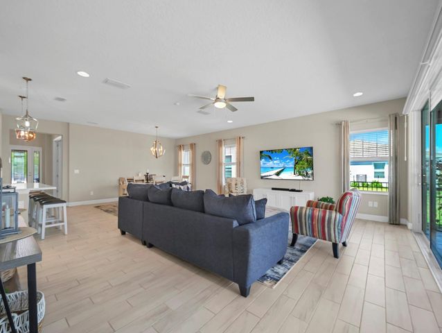 6364 ROADSTEAD COURT, Apollo Beach, FL 33572