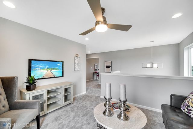 25 Levanno Drive, Crown Point, IN 46307