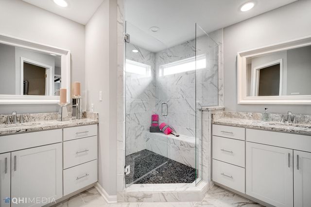 25 Levanno Drive, Crown Point, IN 46307