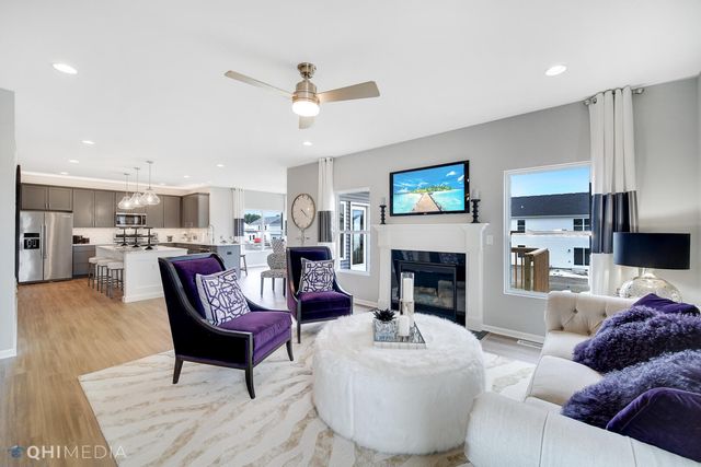 25 Levanno Drive, Crown Point, IN 46307