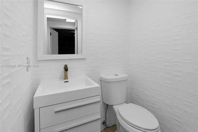 832 Wallace Street, Coral Gables, FL 33134