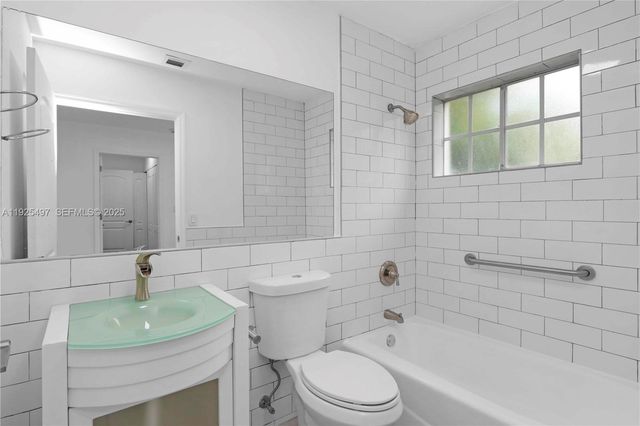 832 Wallace Street, Coral Gables, FL 33134