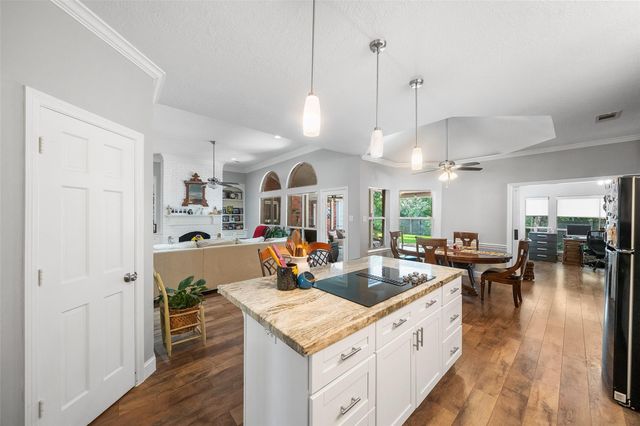 1523 Lofty Maple Trail Trail, Kingwood, TX 77345