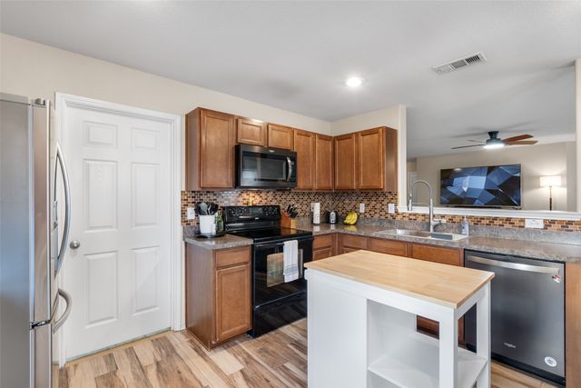 9016 Adler Trail, Fort Worth, TX 76179