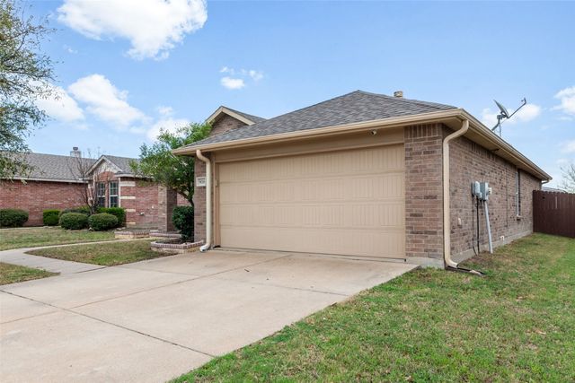 9016 Adler Trail, Fort Worth, TX 76179