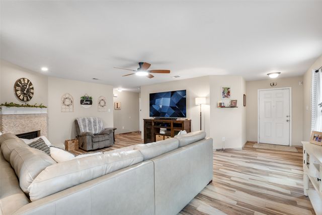 9016 Adler Trail, Fort Worth, TX 76179