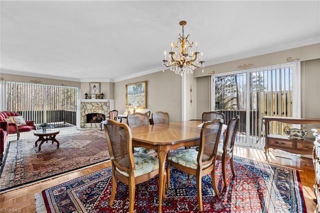 1101 Gatehouse Road, High Point, NC 27262