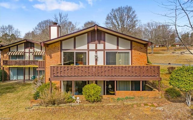 1101 Gatehouse Road, High Point, NC 27262